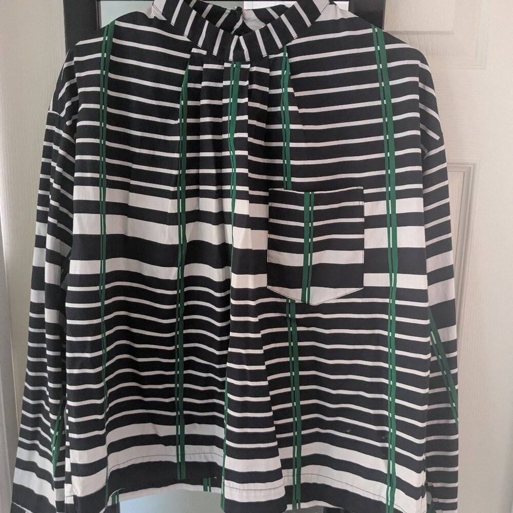 NWT Du Paradis stepped cropped top size L